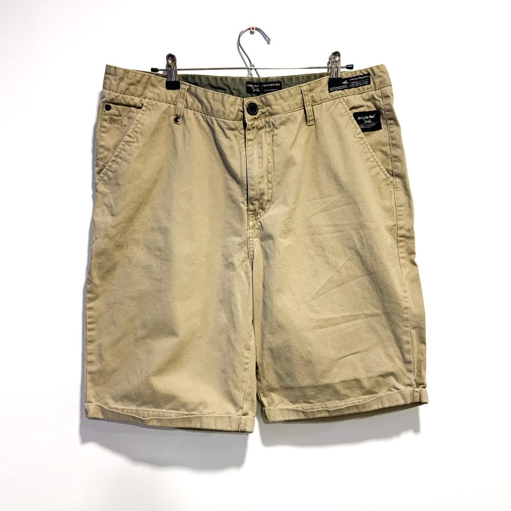 Triple Five Soul Mens Size 38 Cargo Shorts Beige